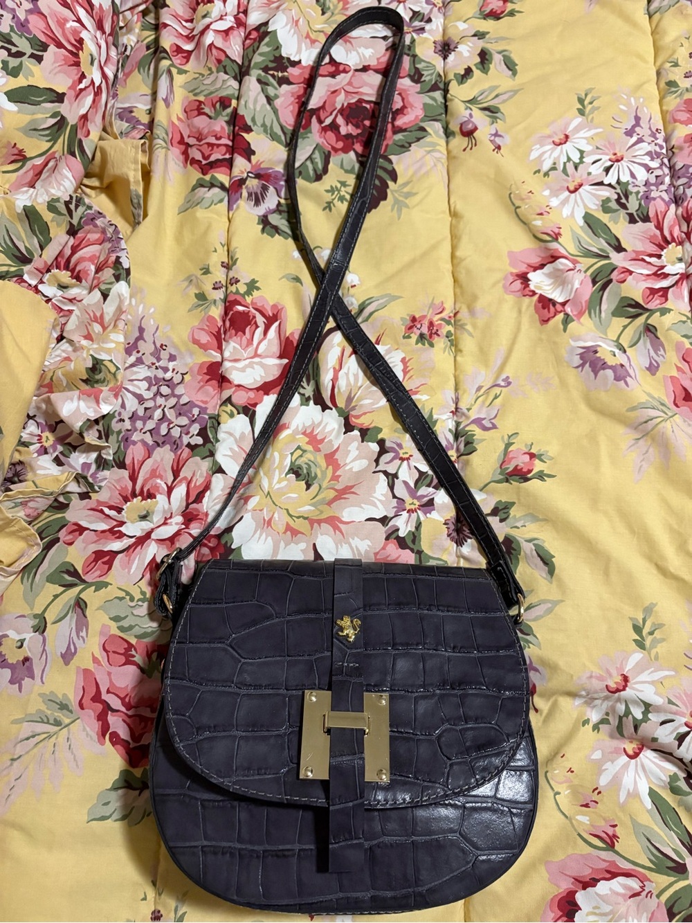 Pratesi Firenze Gunmetal Italian Crossbody Bag with  Gold Hardware - Picture 6 of 16